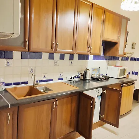 на 6х проспект шевченка центр