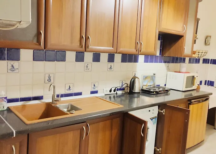 на 6х проспект шевченка центр