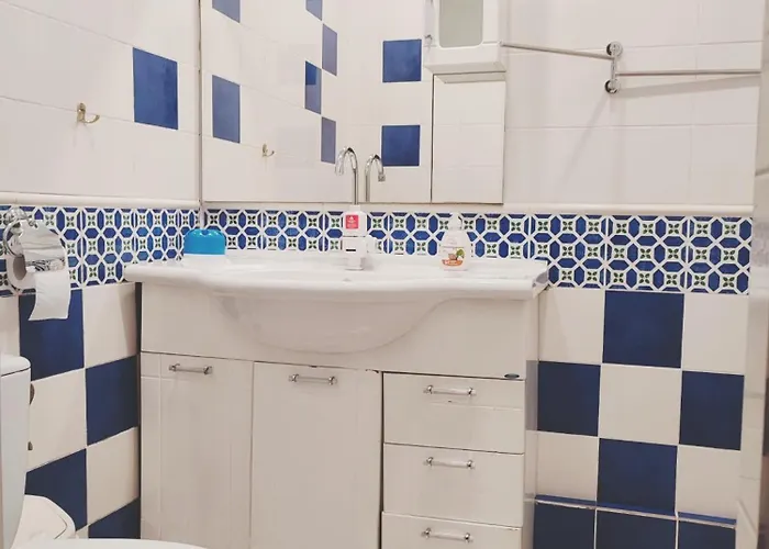 на 6х проспект шевченка центр *